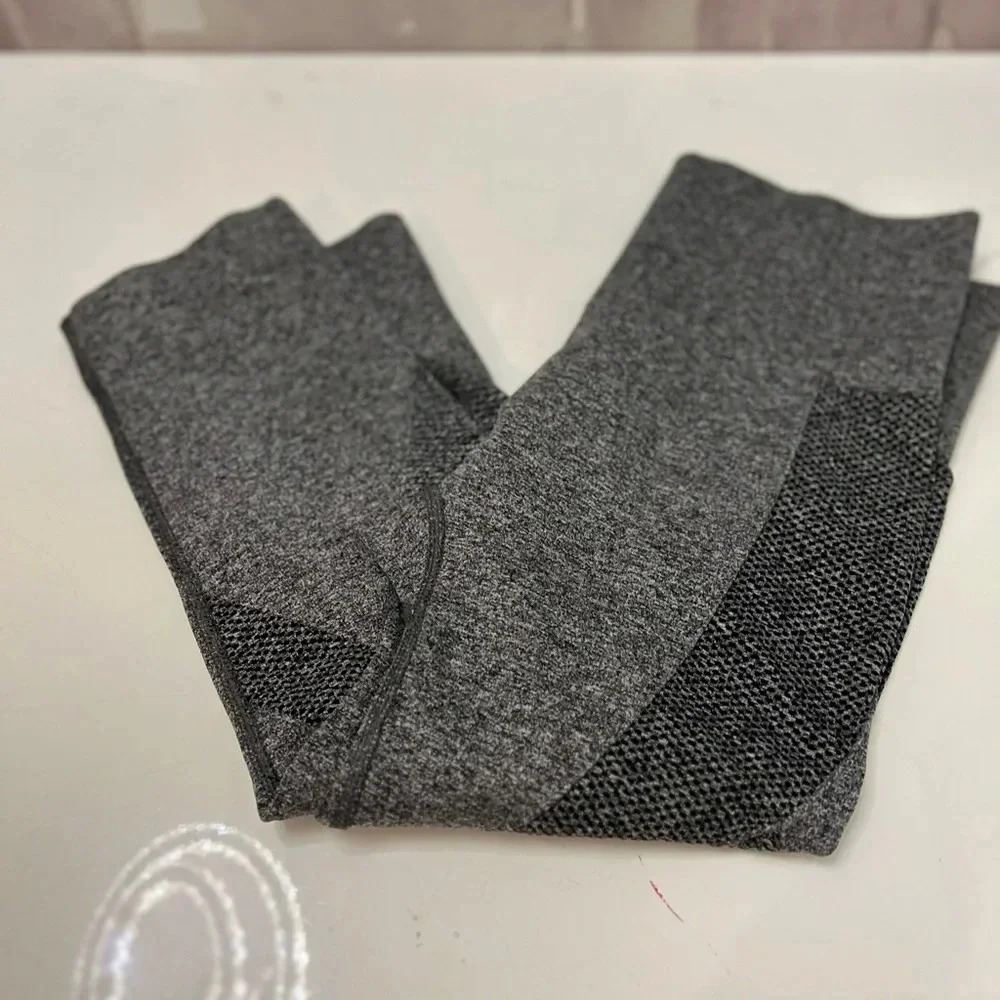 . Lorna Jane Activewear Capri Leggings xS
